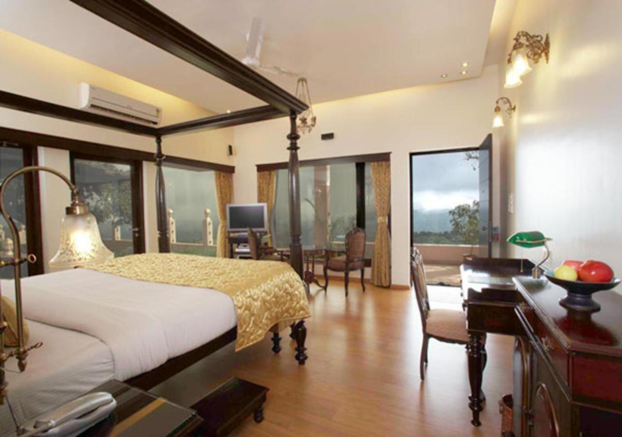 Brightland Resort & Spa Mahābaleshwar Exteriör bild