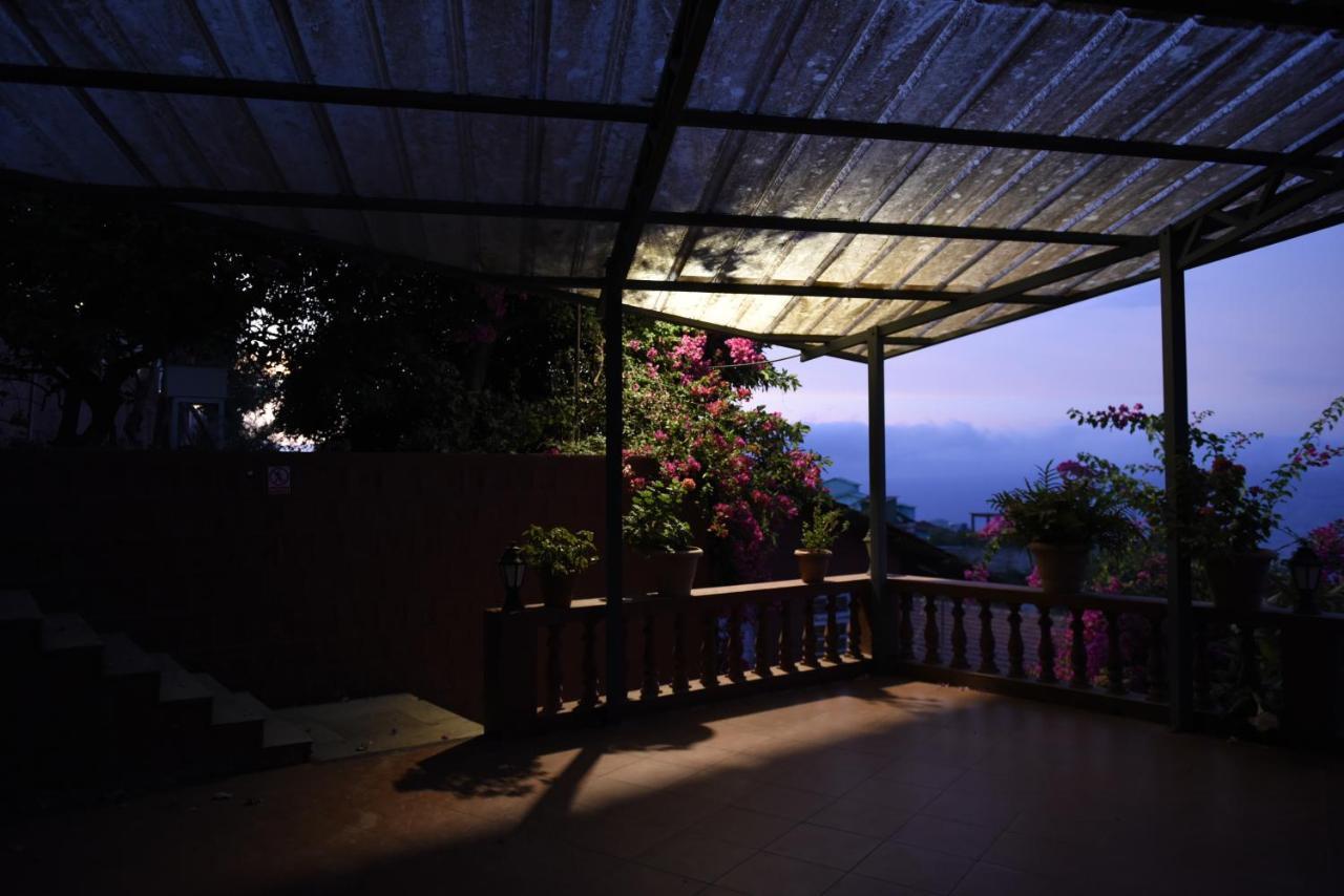 Brightland Resort & Spa Mahābaleshwar Exteriör bild